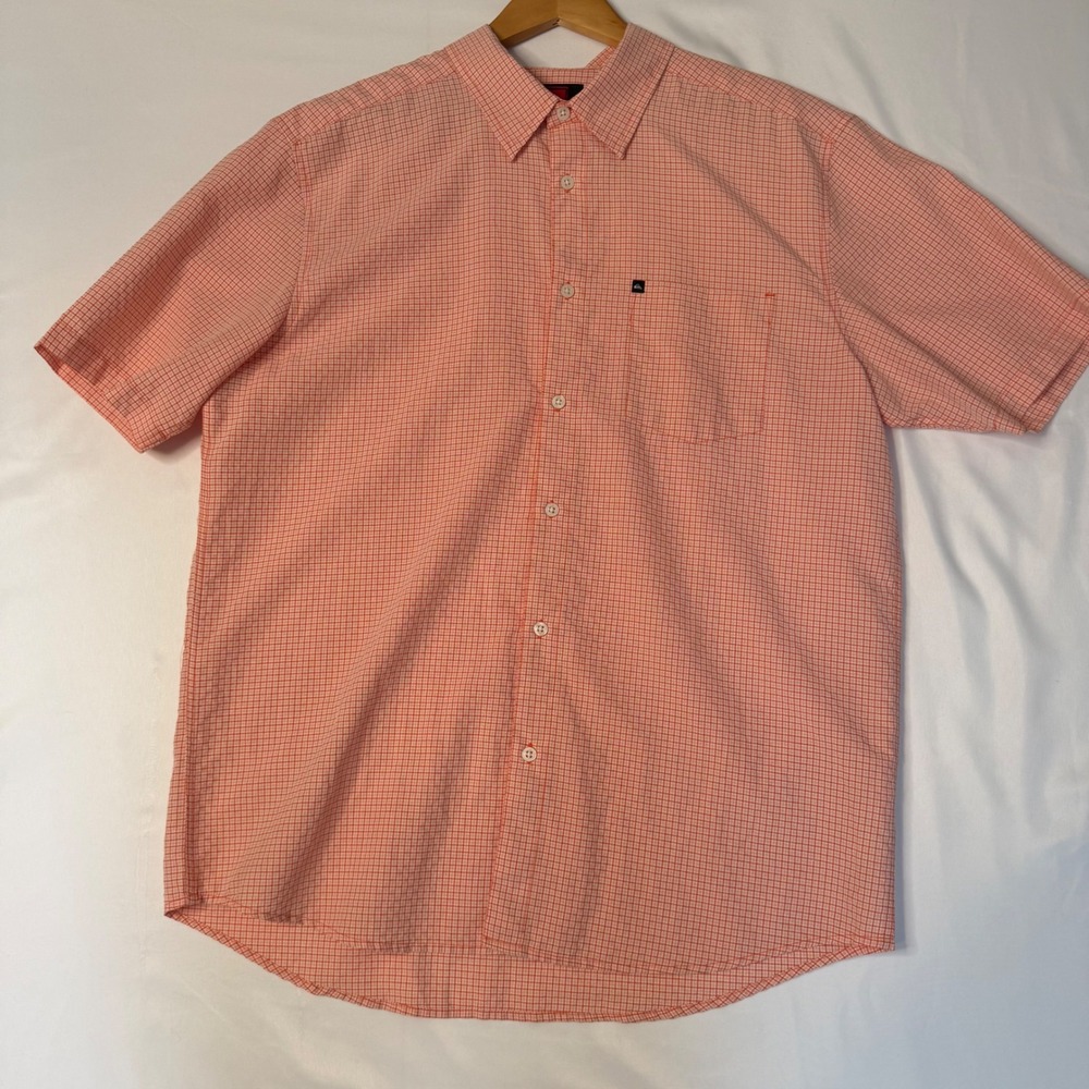 Quiksilver Men's Large Coral Orange White Plaid Short Sleeve Button Shirt Y2K